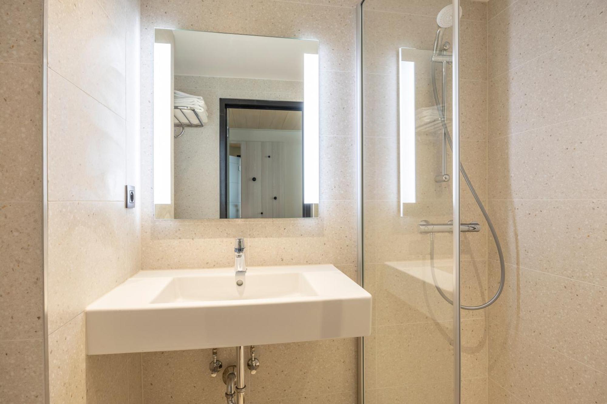 Citybox Brussels Saint-Gilles Экстерьер фото